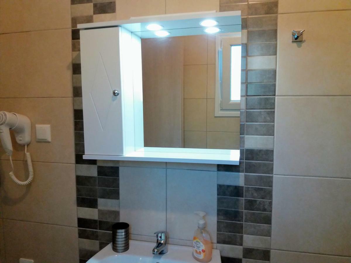 Dimitriou Rooms Gliki Luaran gambar